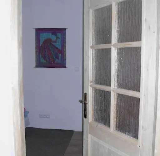 בית נופש Bohemia Retreat *