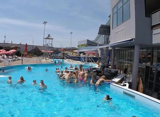 別荘 Bohemia Retreat *